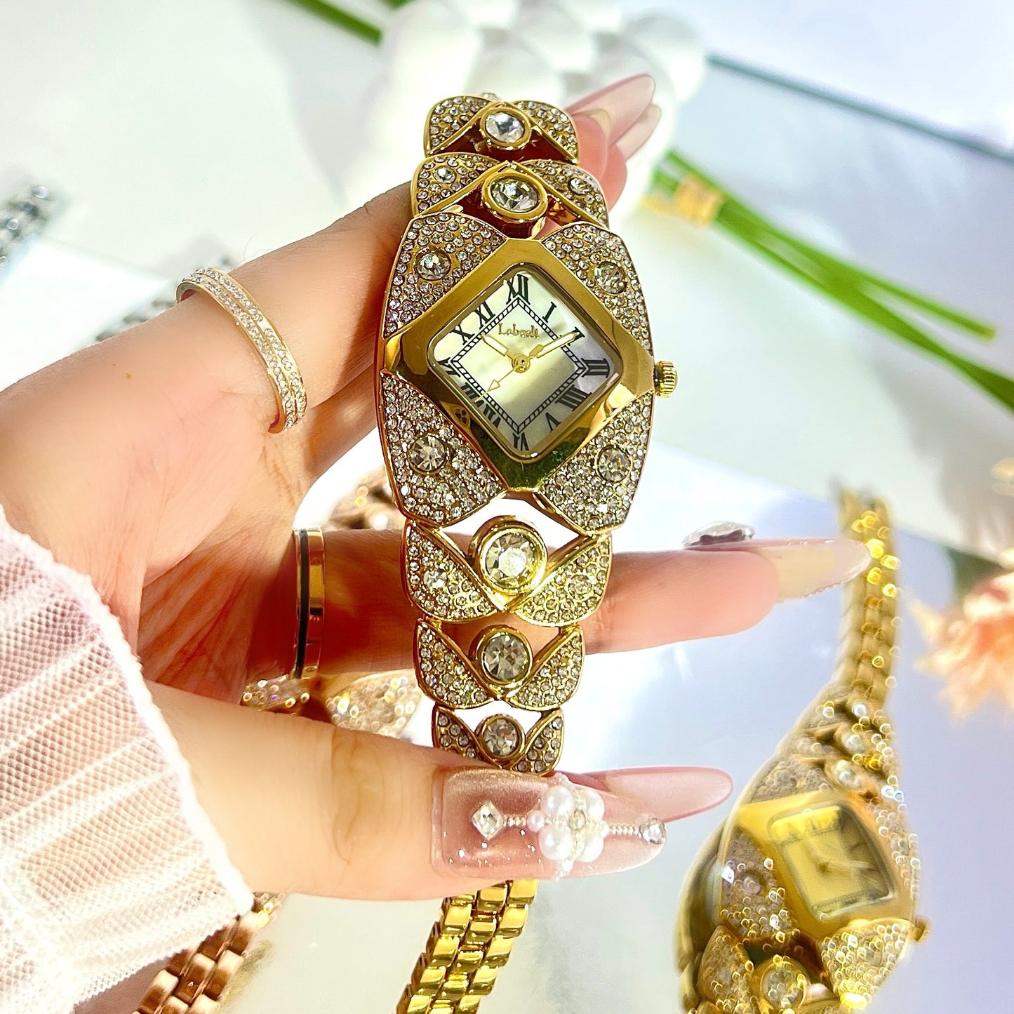 Quartz Wrist Watch LA733
