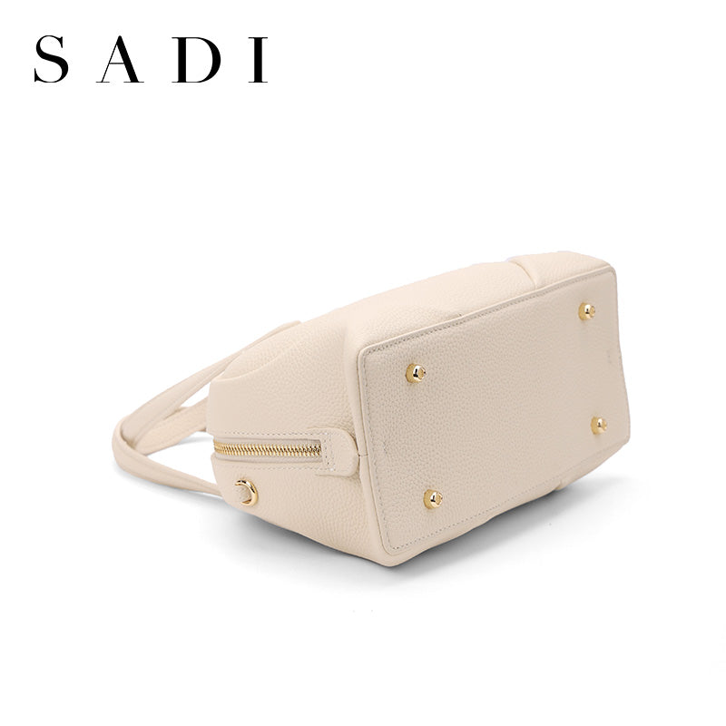 New all-match love-themed bag for ladies.