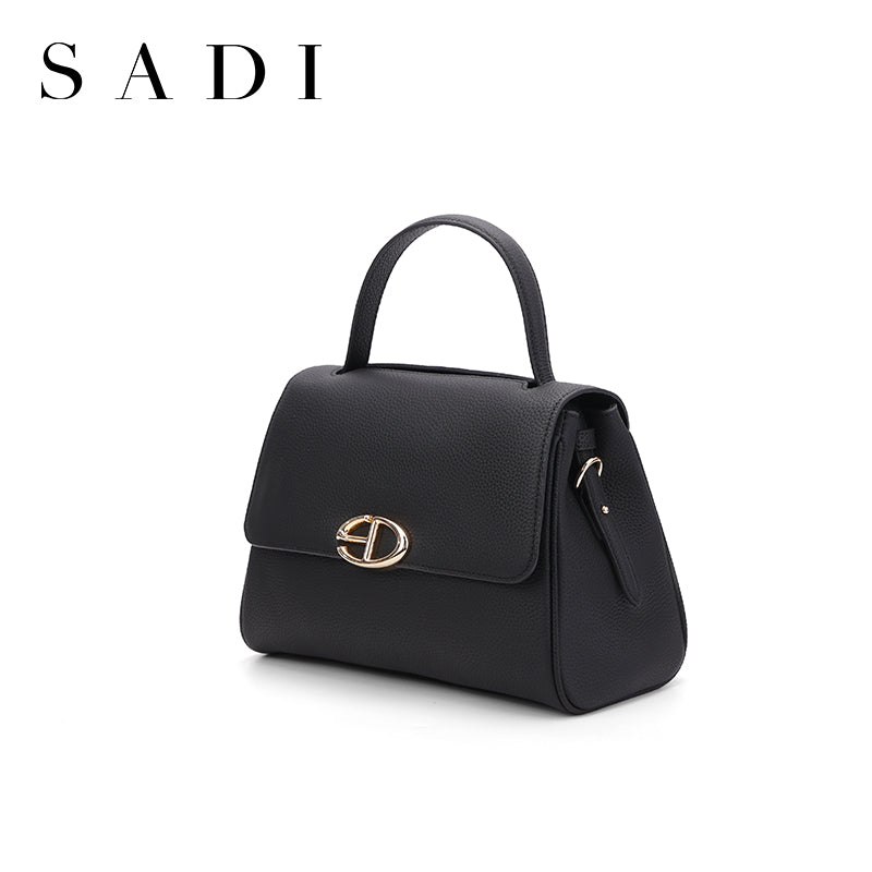 Fashionable, classic and all-match piggy bag, suitable for single-shoulder and crossbody carrying.