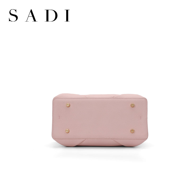 New all-match love-themed bag for ladies.