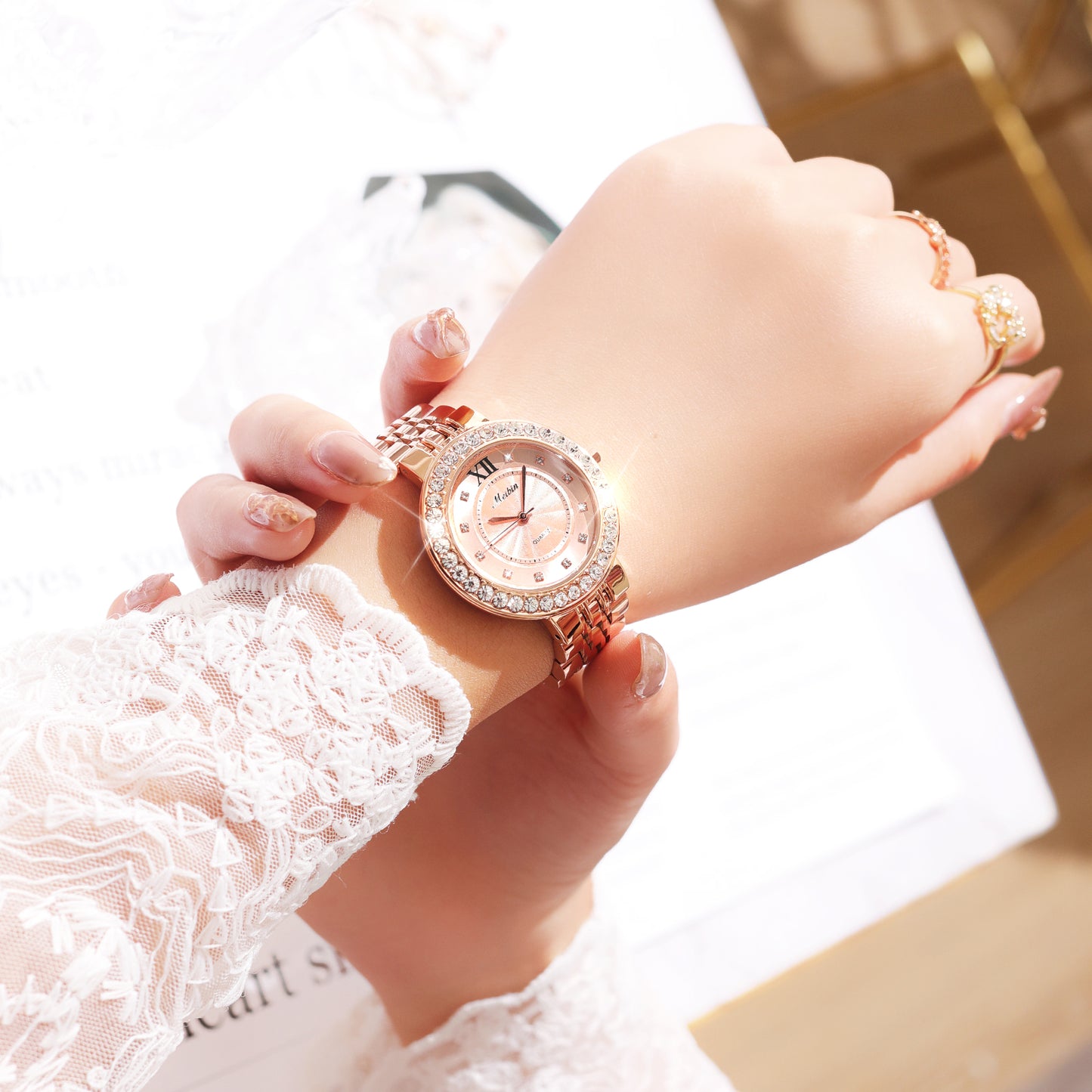 Women’s watch M1582