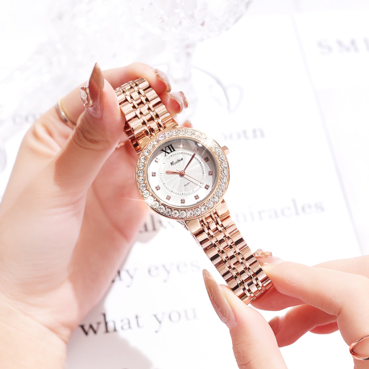 Women’s watch M1582