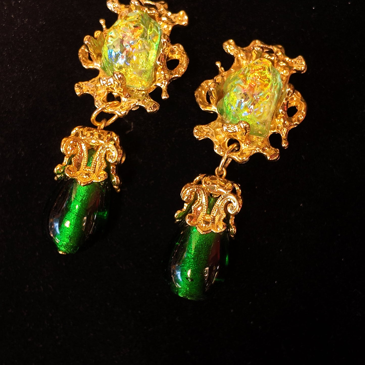 Vintage King Pendant Green Ear Clip JA017