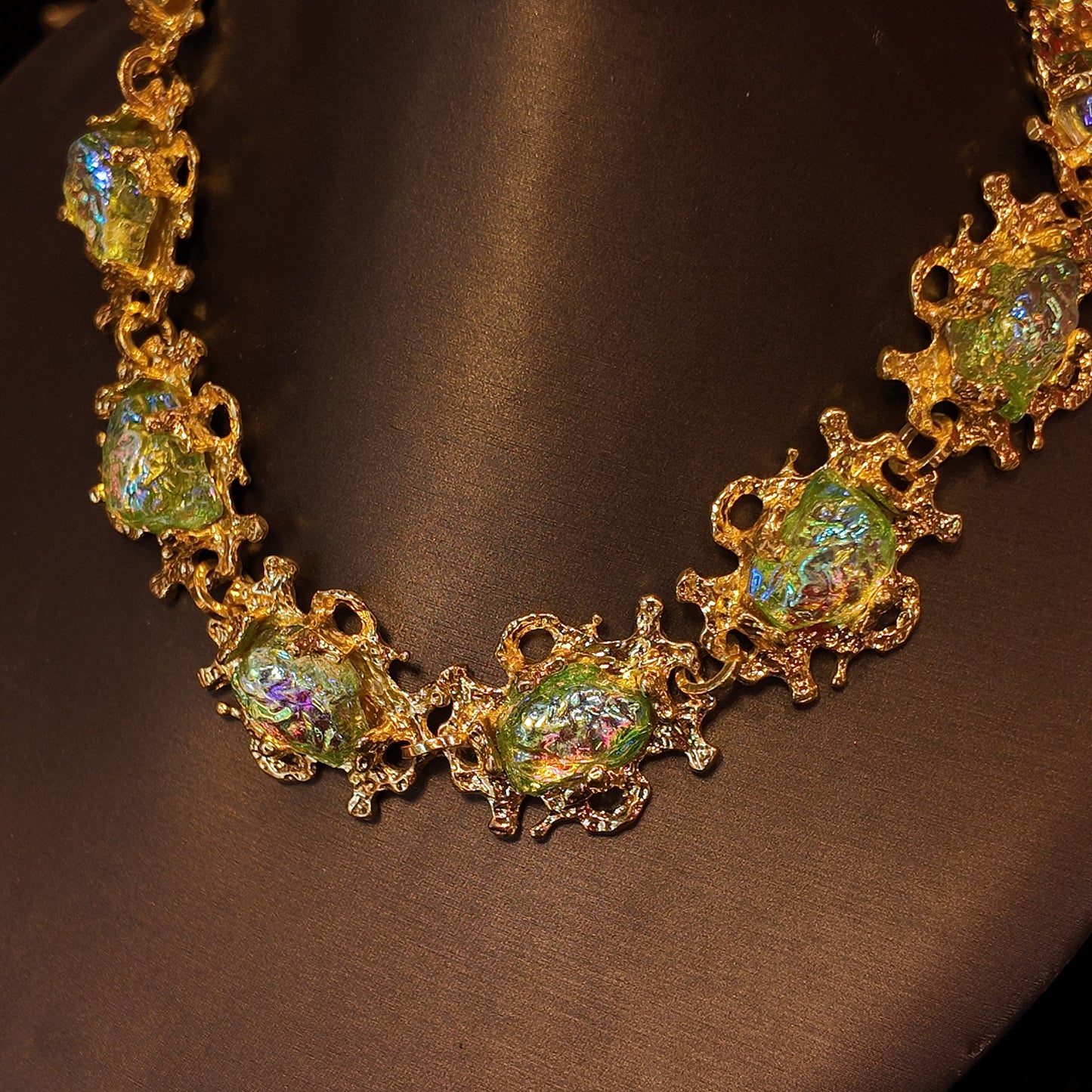 Retro King Blue Necklace JA027