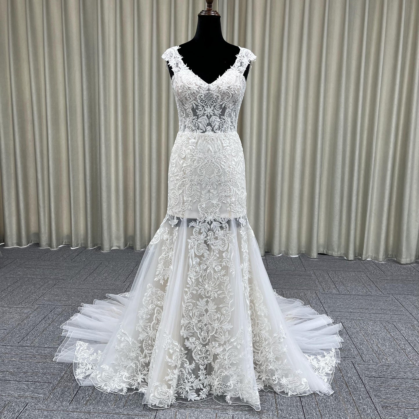 Bespoke Wedding Dress AA005(requires customization)