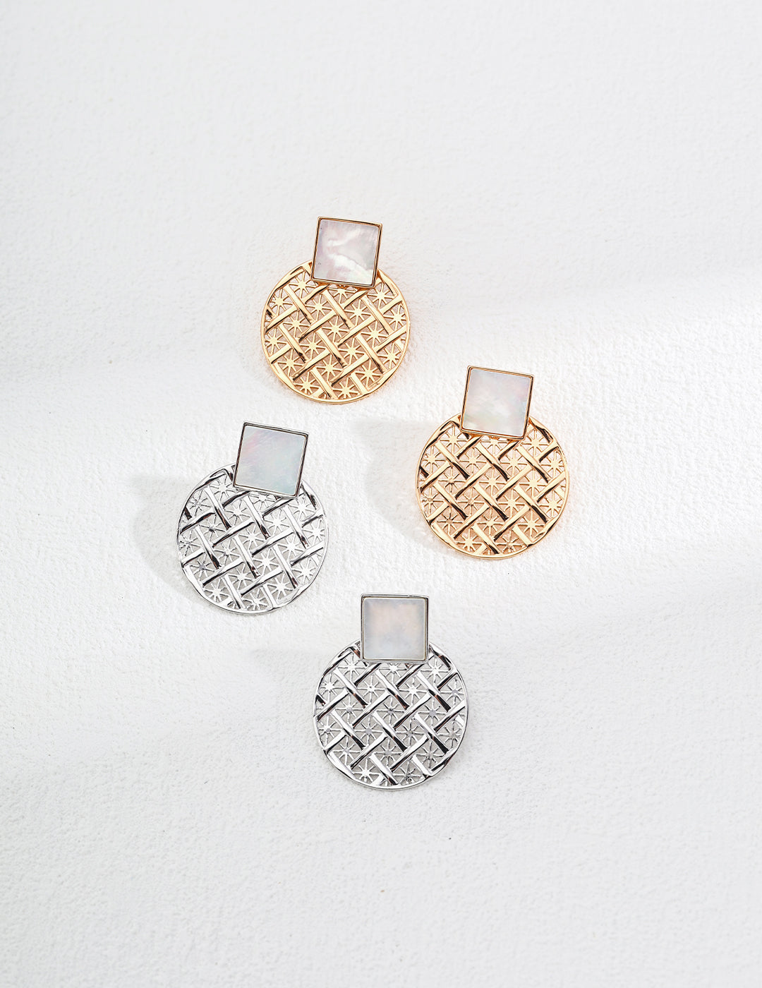 Vintage earrings E01197