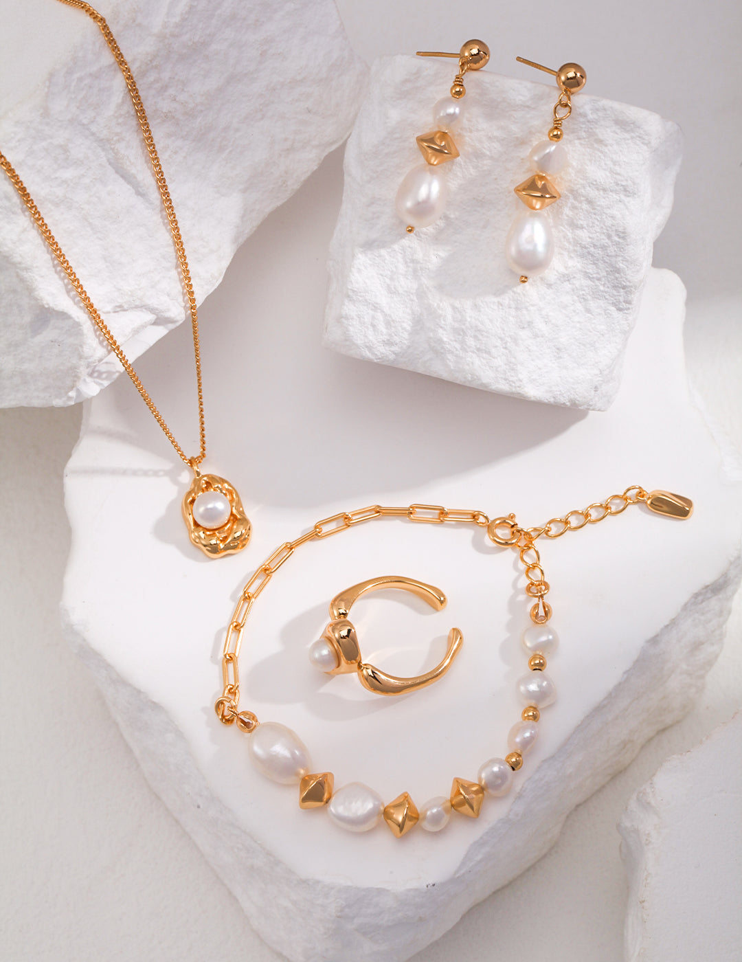 Necklace D0375