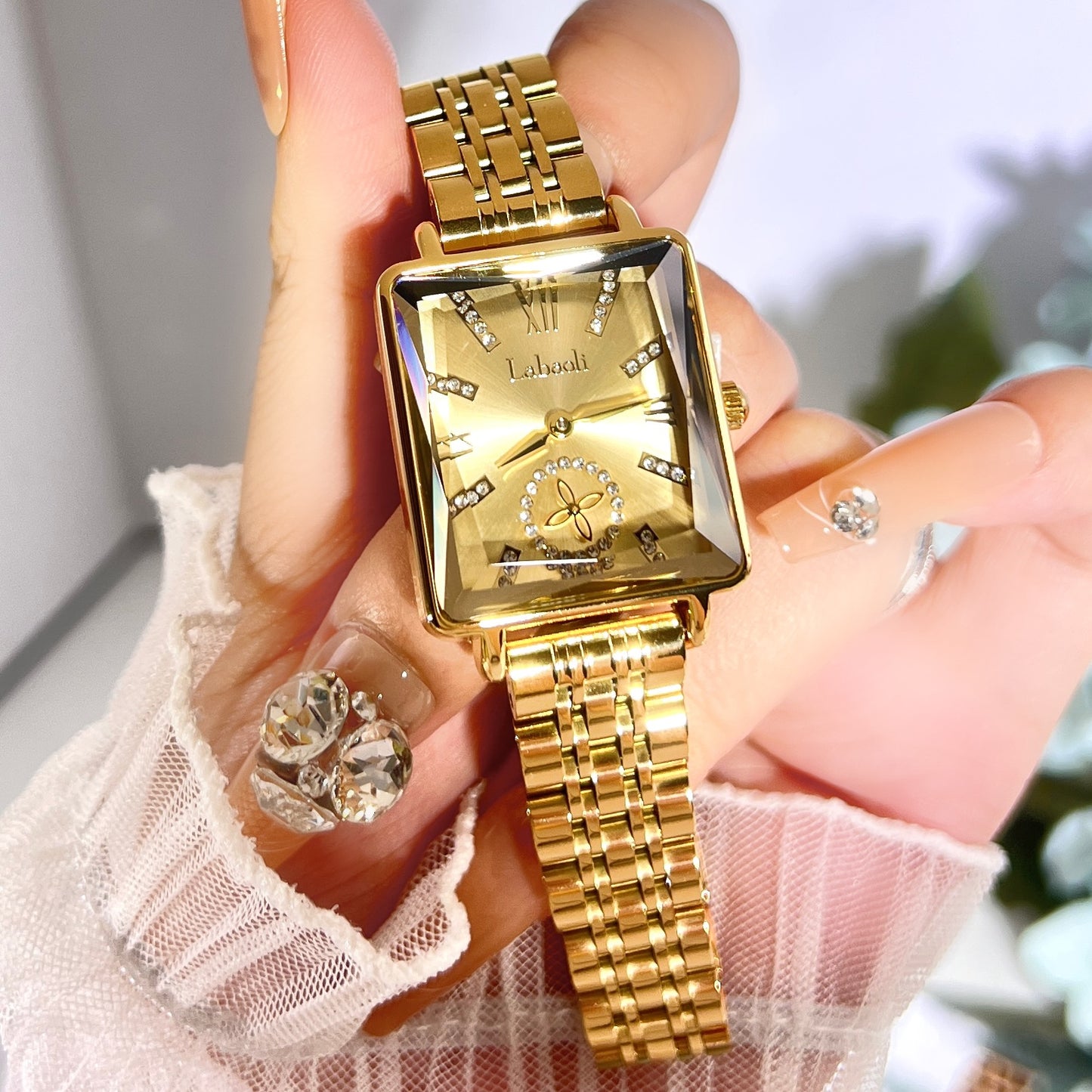 Quartz Wrist Watch LA716