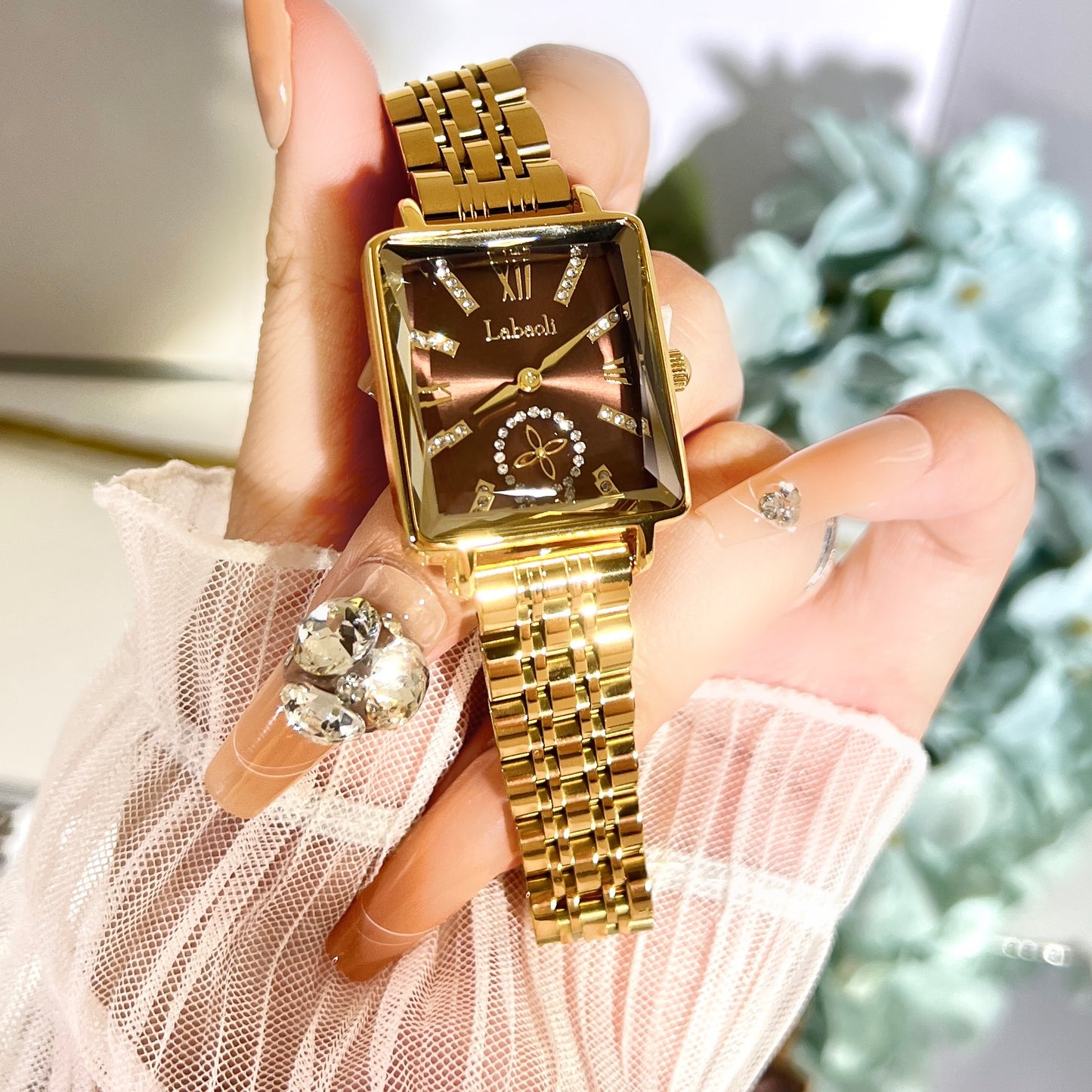 Quartz Wrist Watch LA716