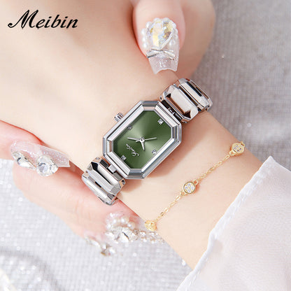 Quartz Wrist Watch M1878