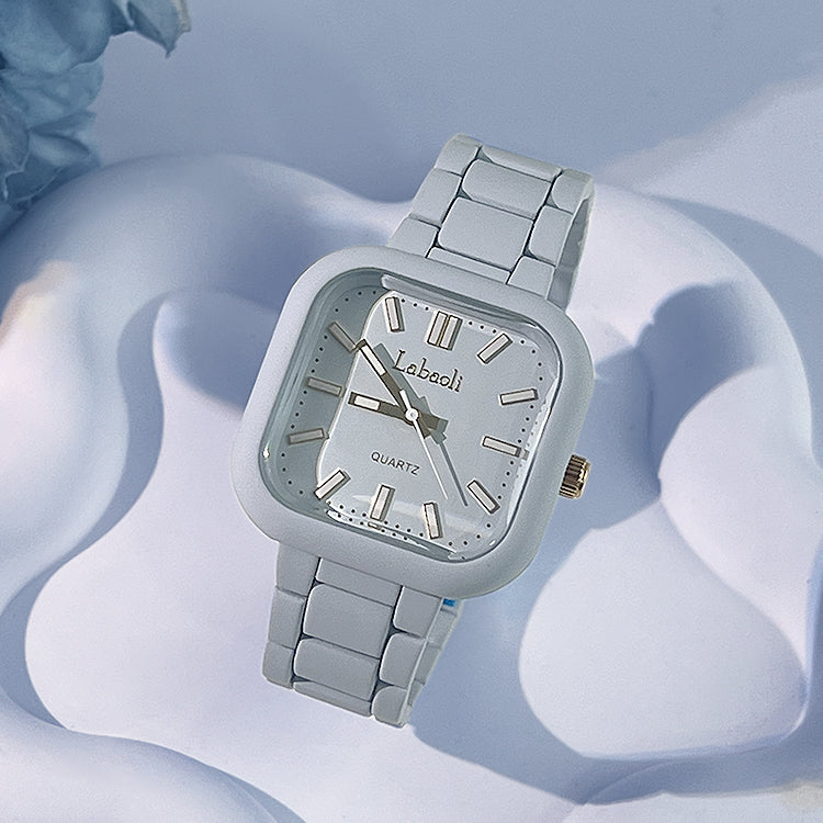 Quartz Wrist Watch LA681