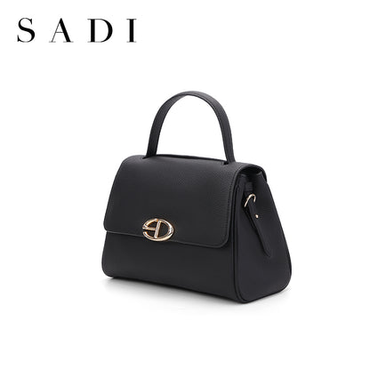 Fashionable, classic and all-match piggy bag, suitable for single-shoulder and crossbody carrying.
