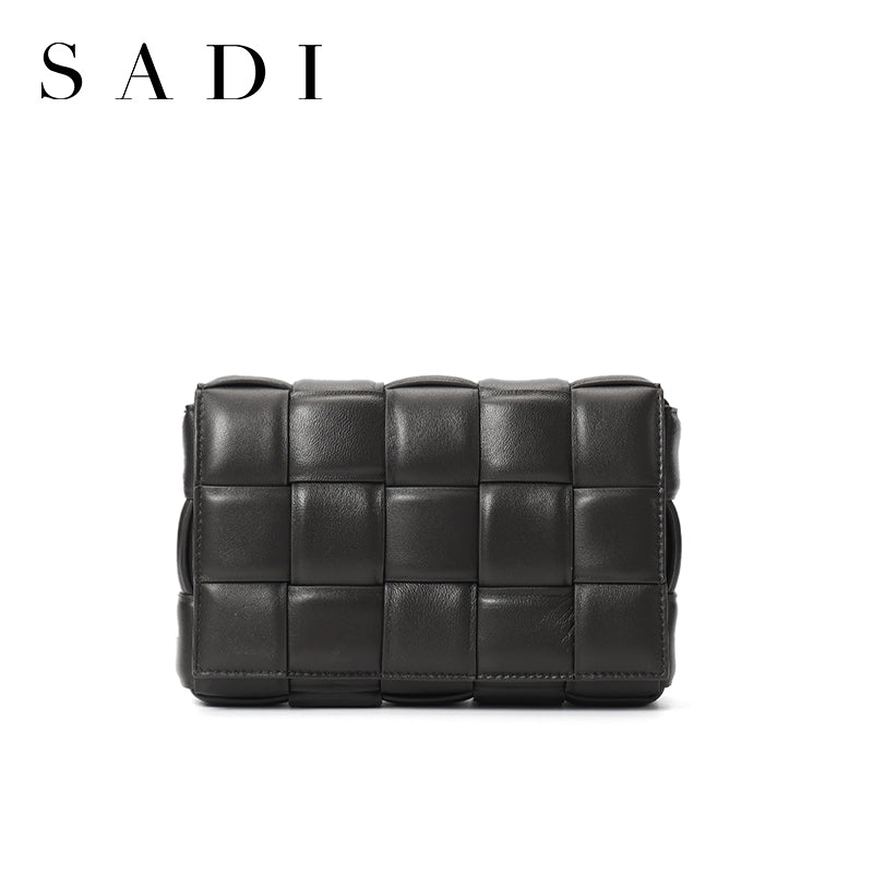 Classic sheepskin woven bag  SDX20173