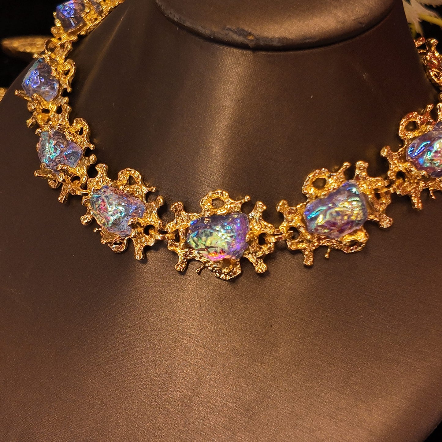 Retro King Blue Necklace JA027