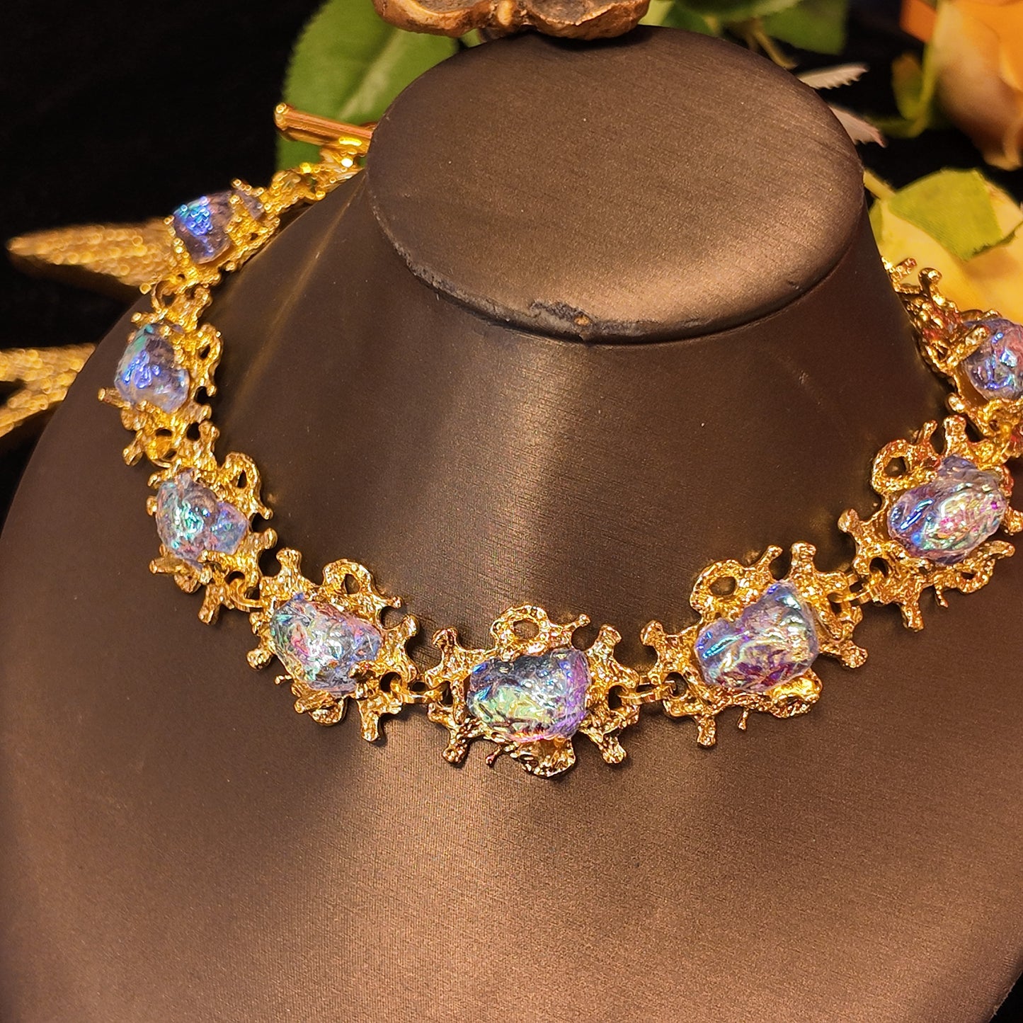 Retro King Blue Necklace JA027