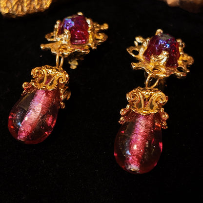 Vintage King Pendant Red Ear Clip JA015