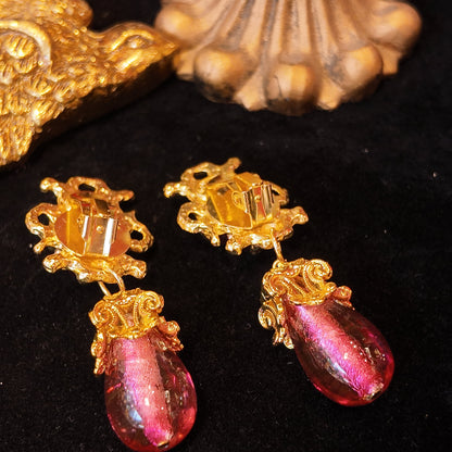 Vintage King Pendant Red Ear Clip JA015