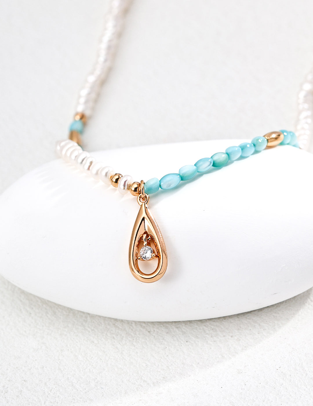 Blue Fritillaria Necklace D0642-2