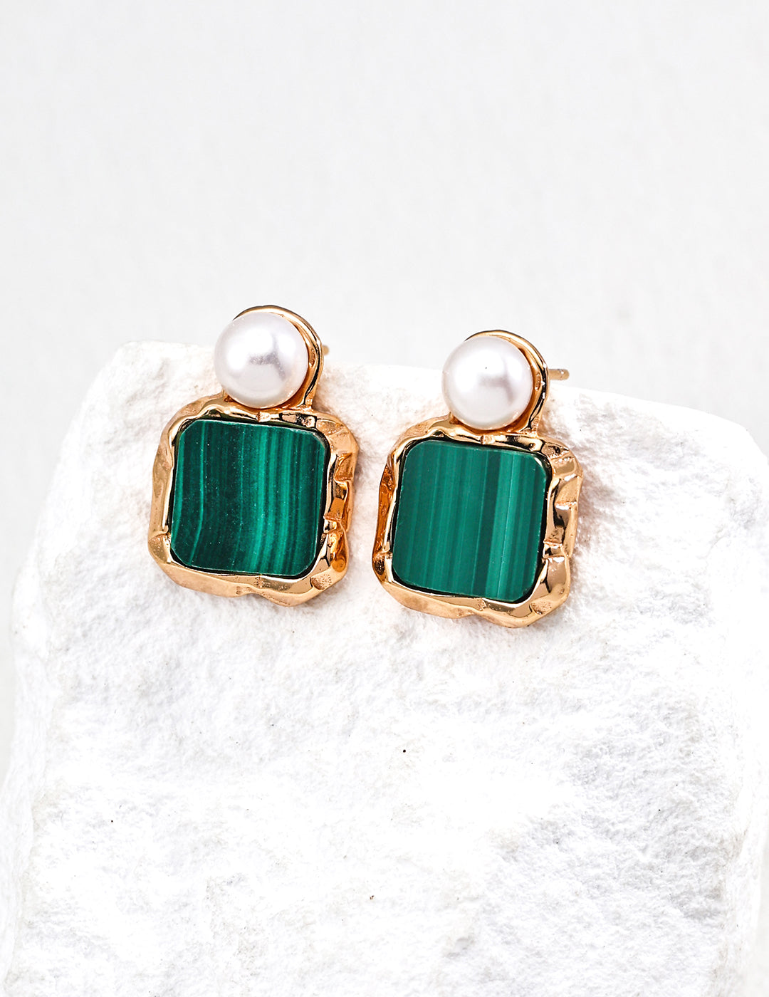 Malachite earrings E01347-2