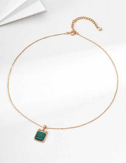 Malachite Pendant Necklace D0646