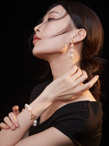 Pearl earrings E0641