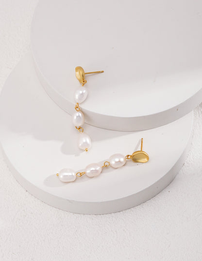 Pearl earrings E0641