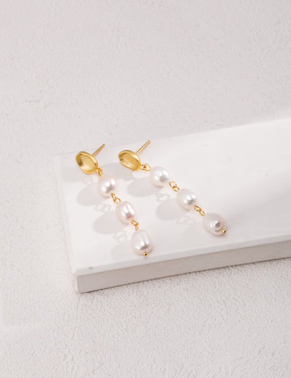Pearl earrings E0641
