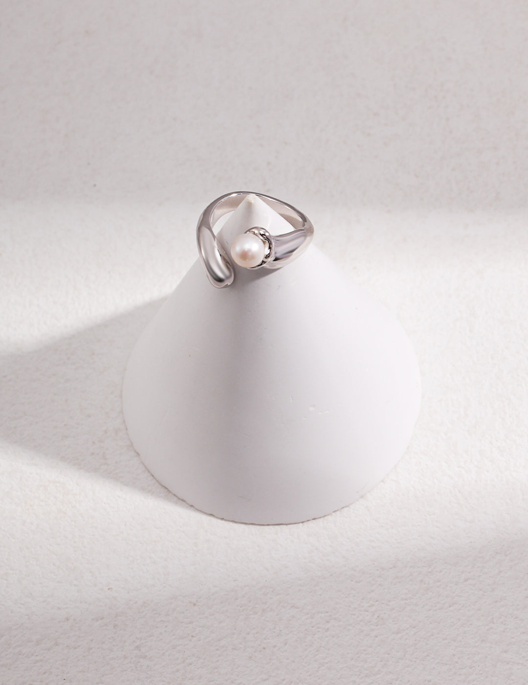 Pearl Ring J0139