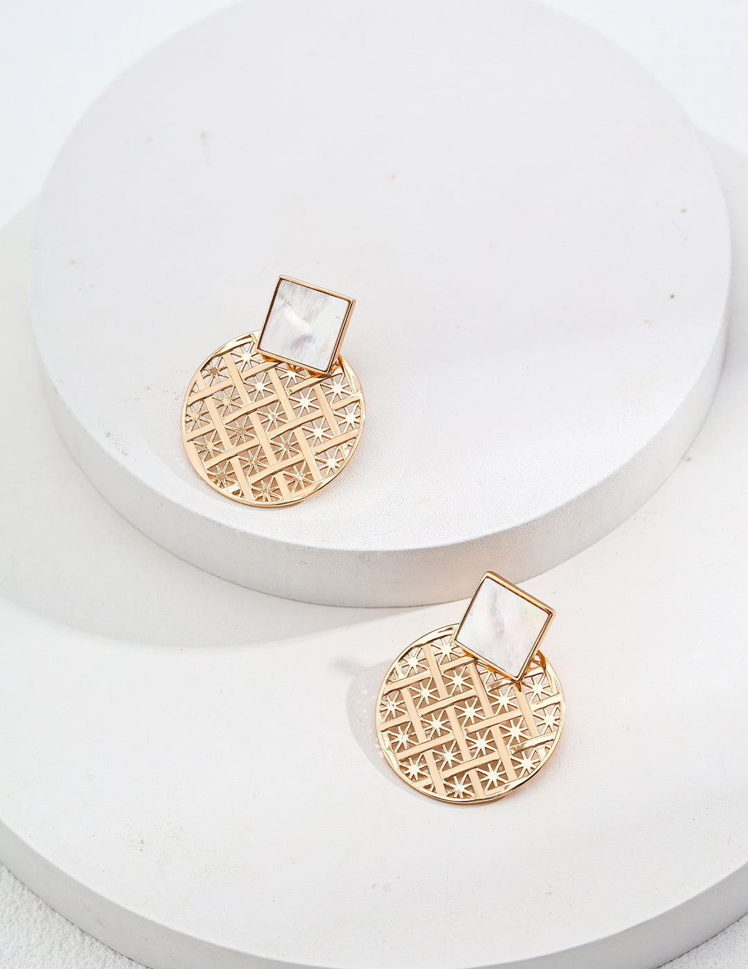 Vintage earrings E01197