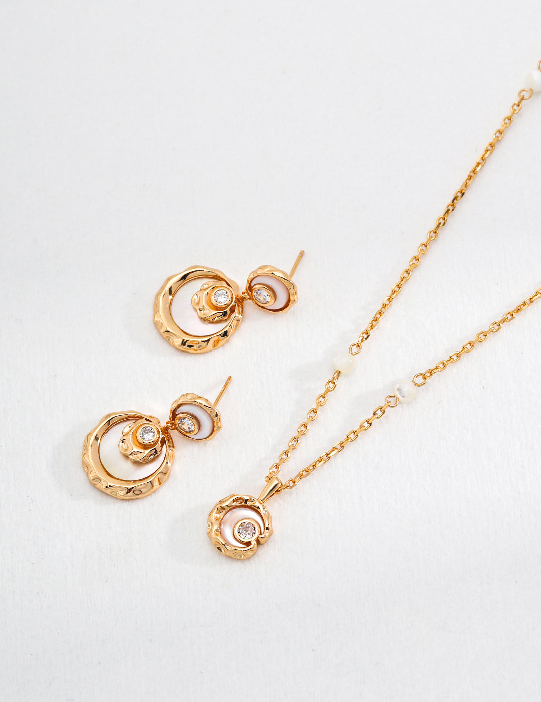 Zircon Necklace D0501
