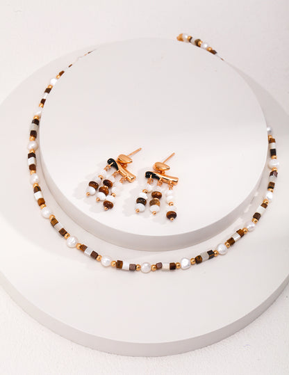 Floating light black shell necklace D0442