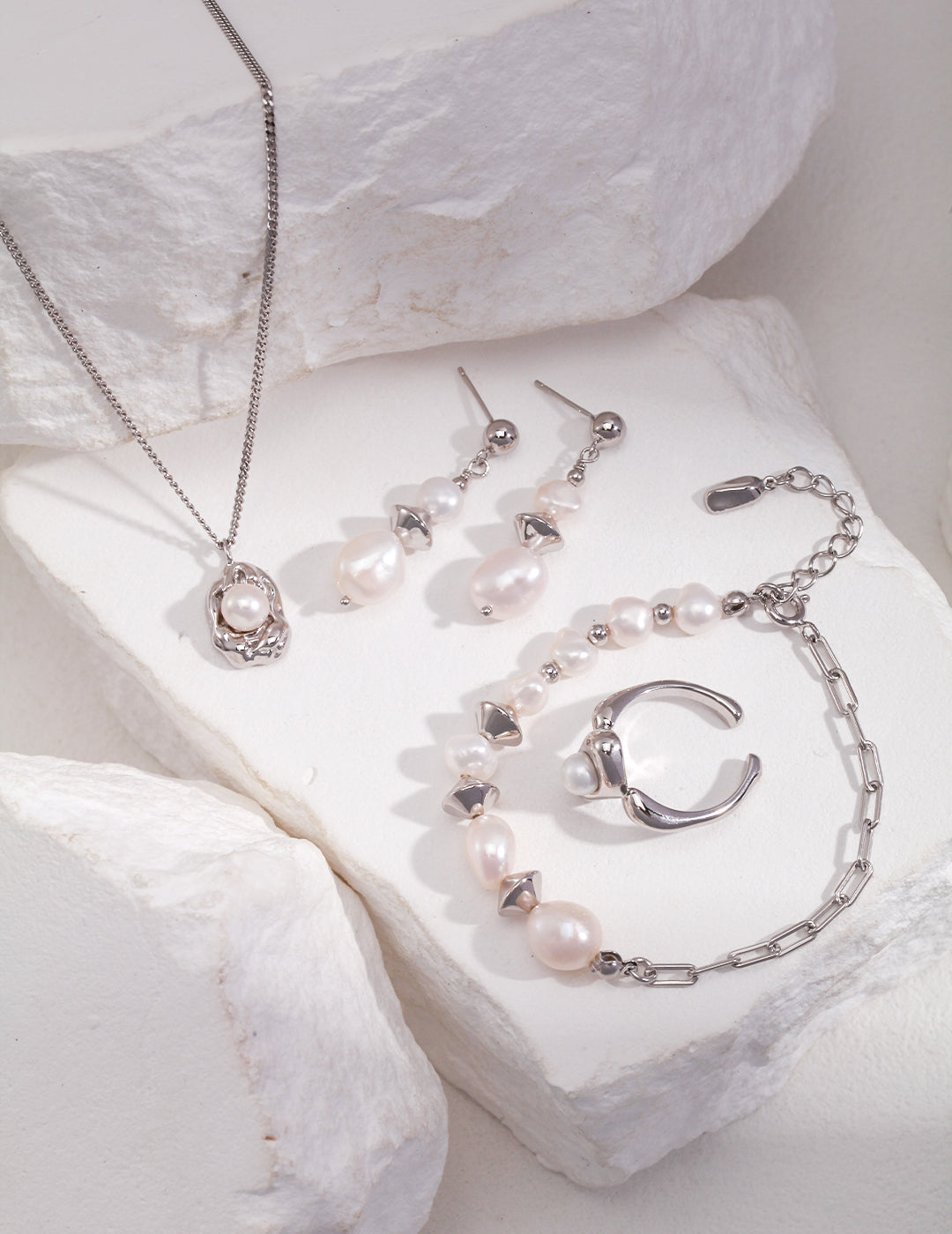 Necklace D0375