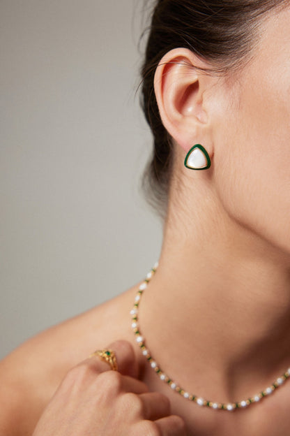 Stud earringsE01020