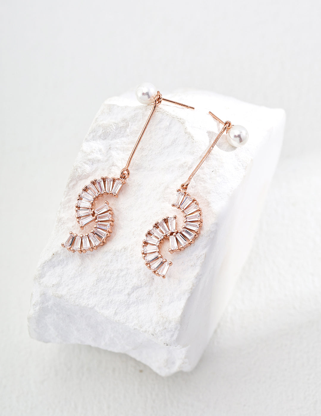 Floating sterling silver earrings E0130