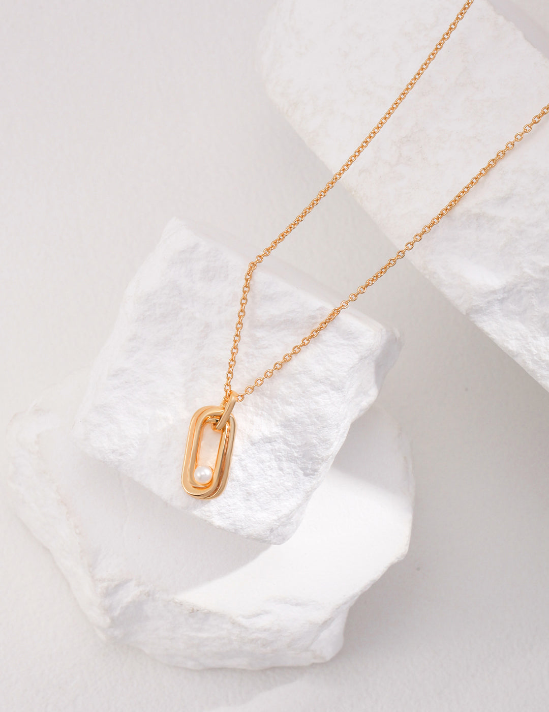 Mobius sterling silver necklace D0399