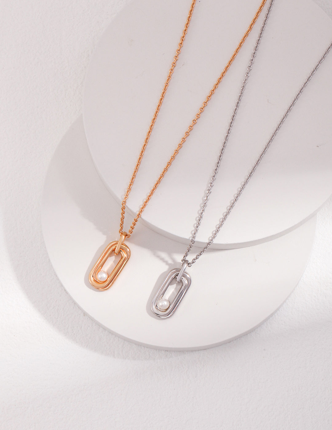 Mobius sterling silver necklace D0399