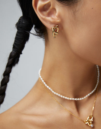Pearl earrings E0980