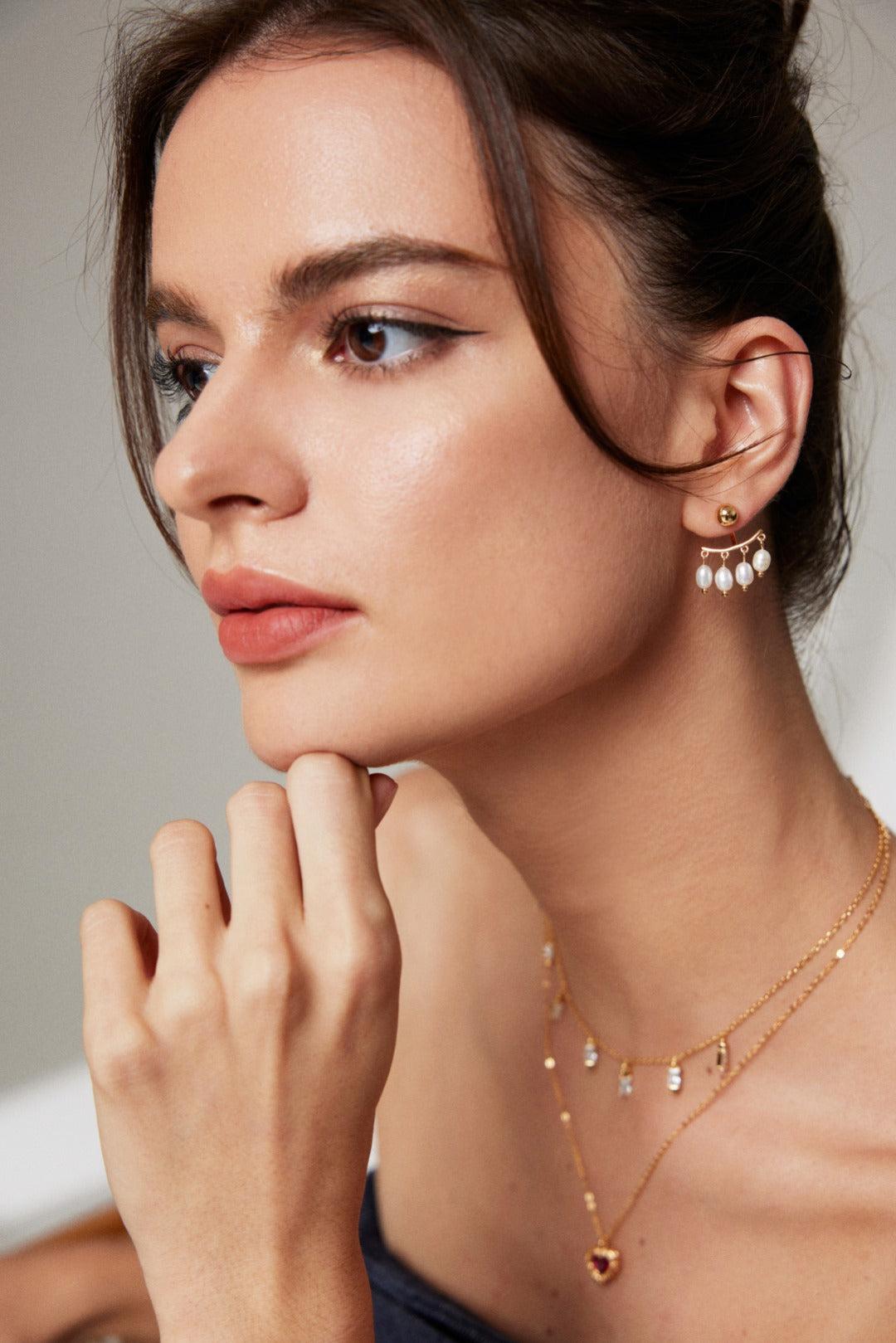 Pearl earrings E01052