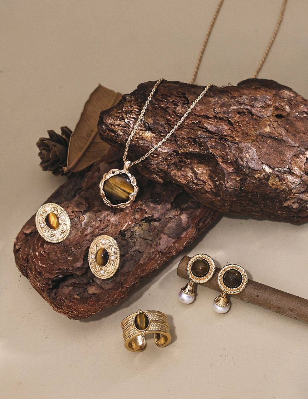 Tiger eye stone earrings E01096