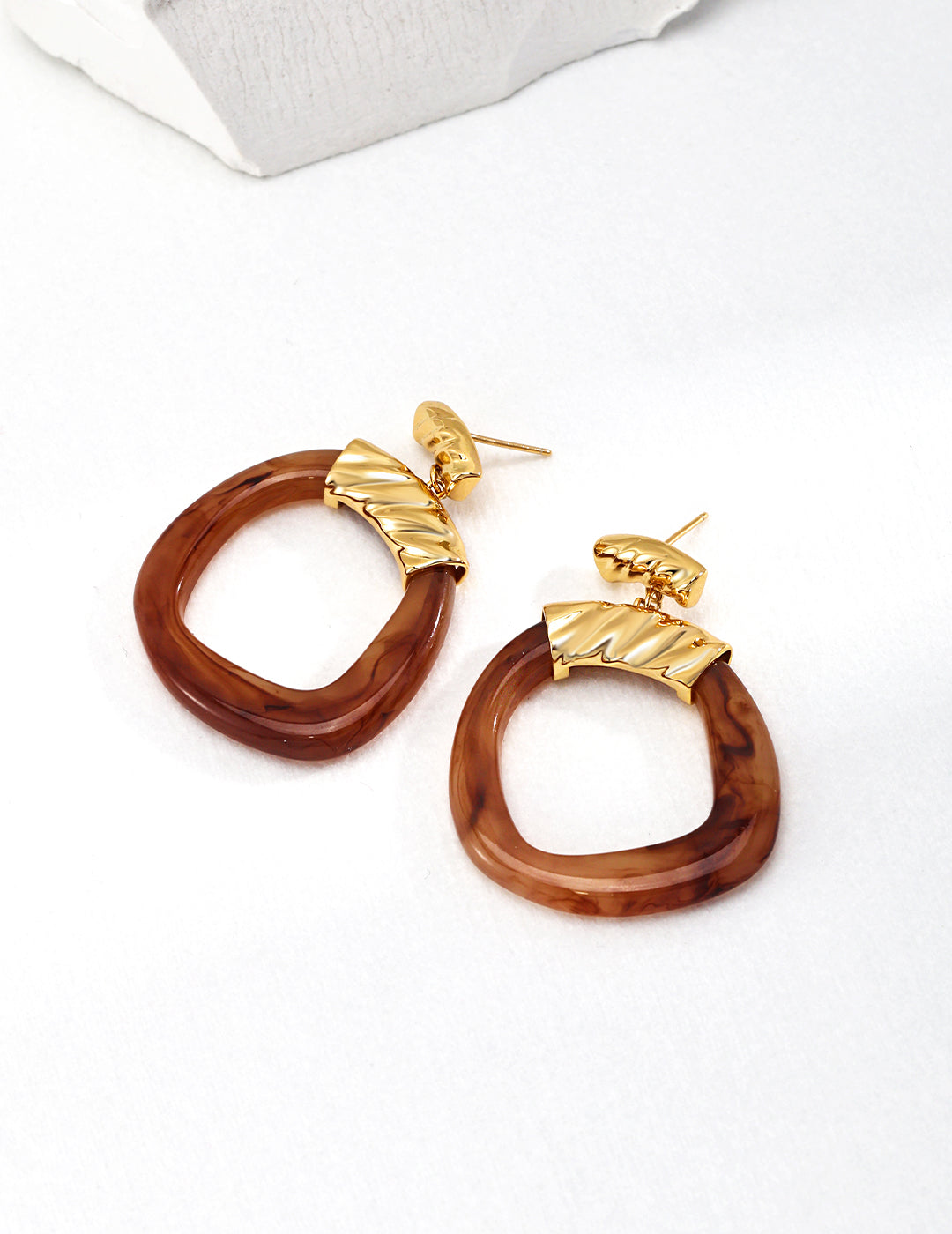 Resin Stud Earrings E01149-2