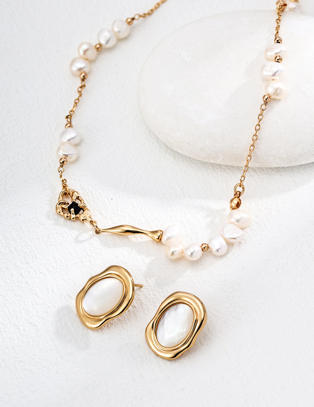 Black Onyx Necklace D0594-2