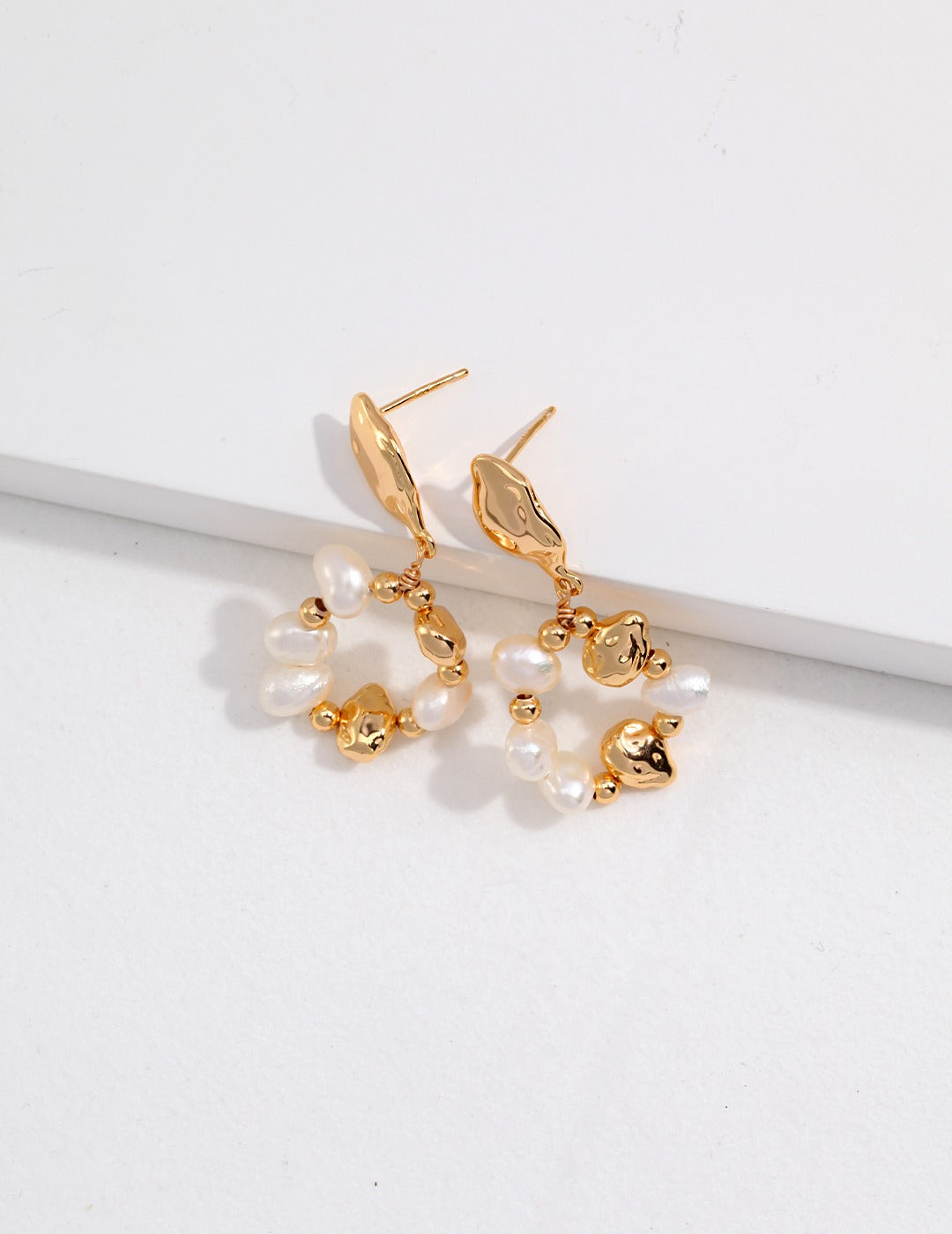 Pearl earrings YE0002