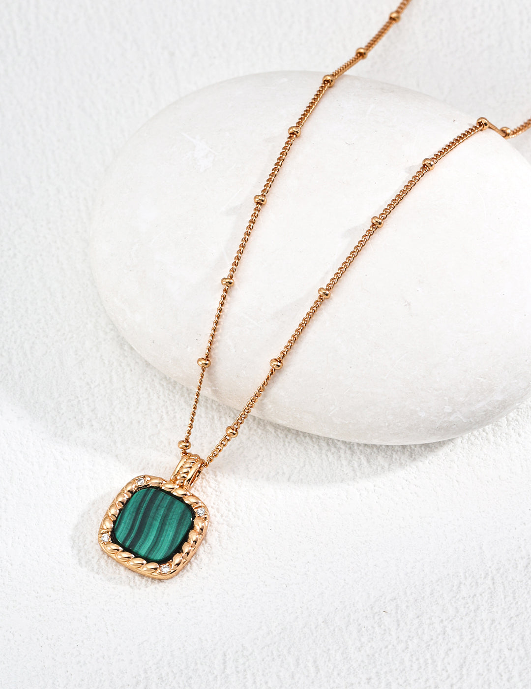 Malachite Necklace D0570-2