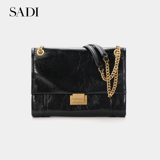 Large-capacity oil-waxed leather shoulder bag