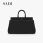 Large-capacity casual commuting bag